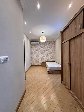 Satılır 2 otaqlı mənzil 45 m²