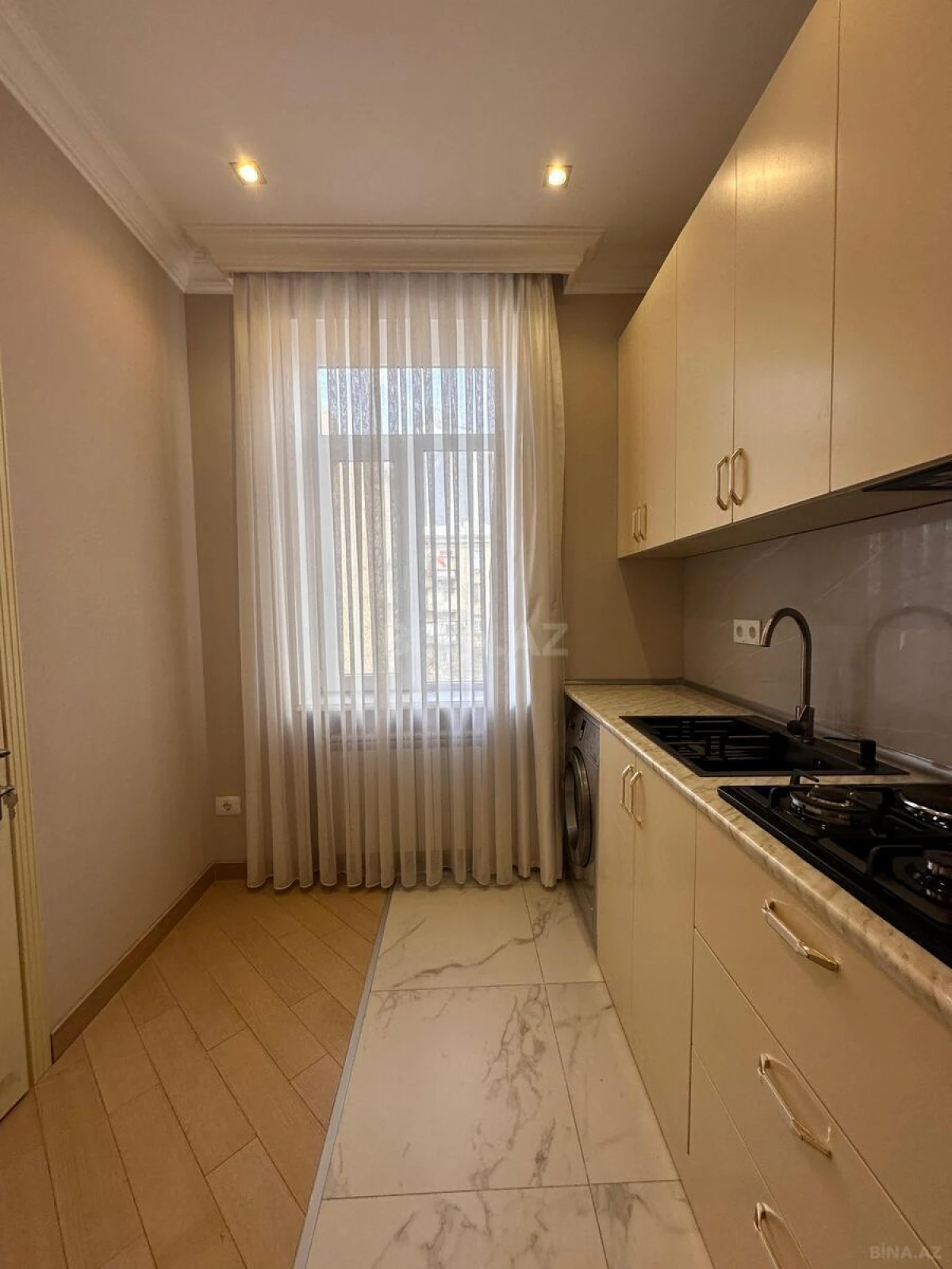 Satılır 2 otaqlı mənzil 45 m²