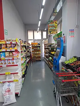 Satılır obyekt 450 m²