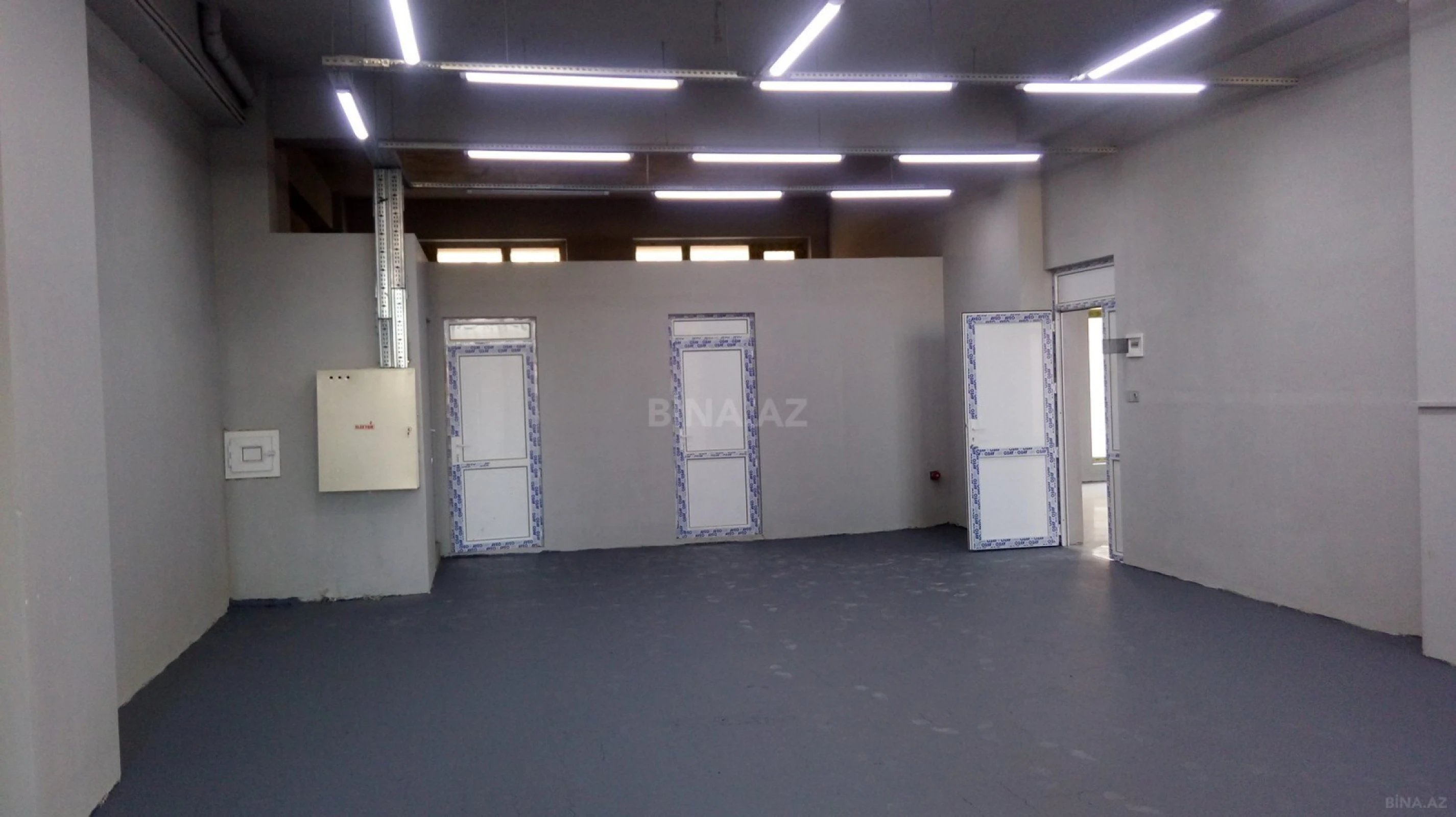 Satılır obyekt 450 m²