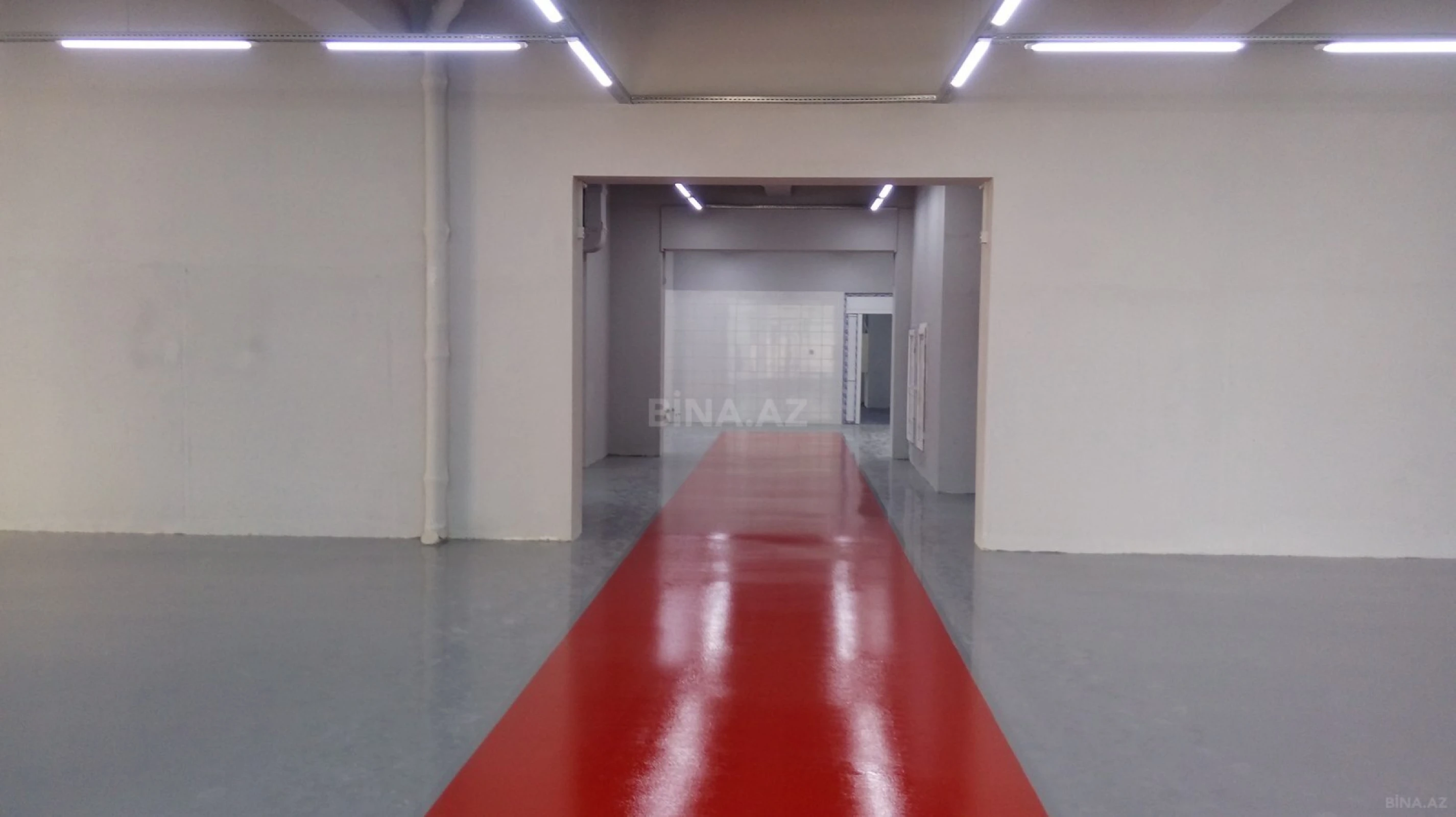 Satılır obyekt 450 m²