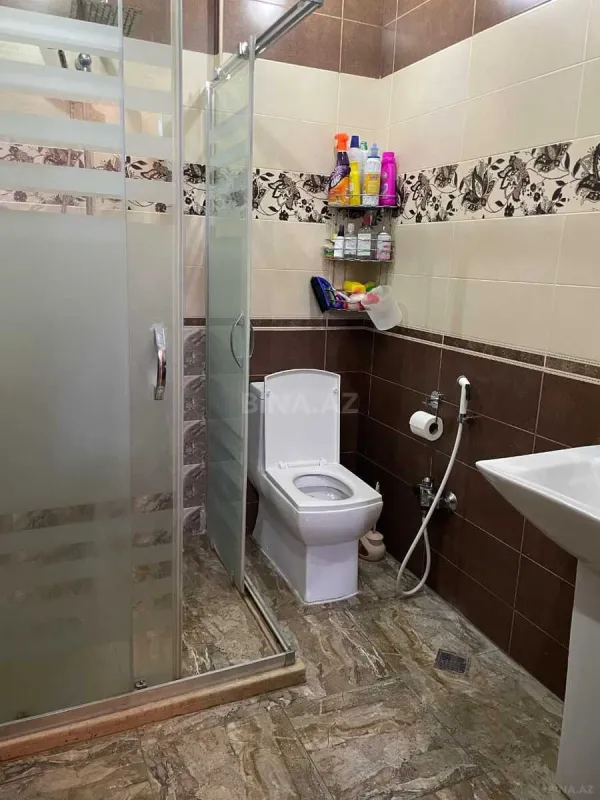 Kirayə verilir 2 otaqlı mənzil 65 m²