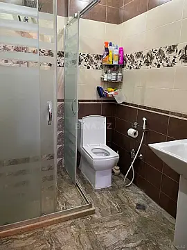 Kirayə verilir 2 otaqlı mənzil 65 m²