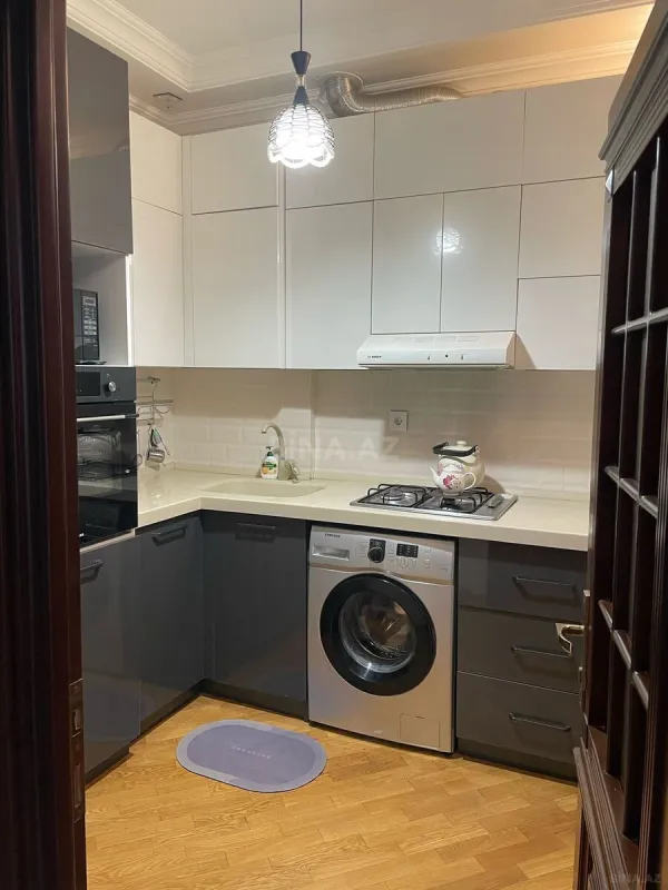 Kirayə verilir 2 otaqlı mənzil 65 m²