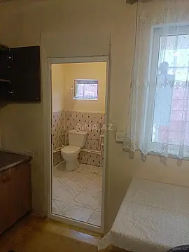 Kirayə verilir 2 otaqlı həyət evi 70 m²