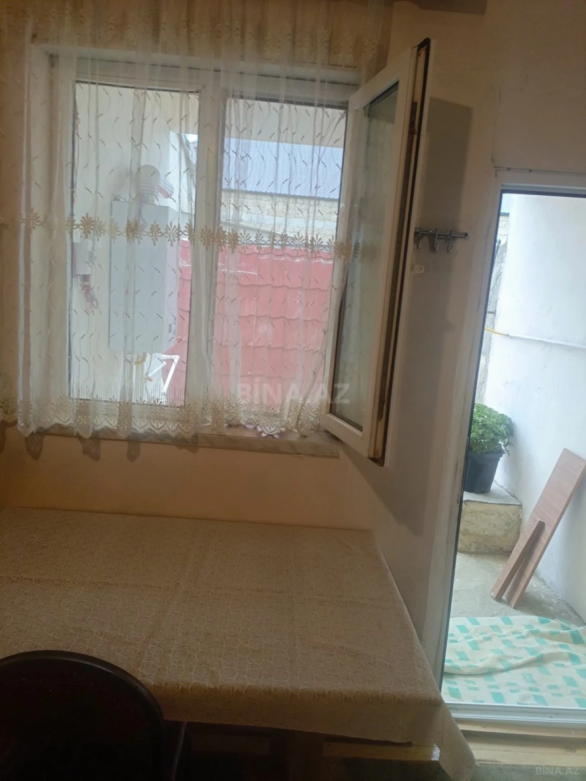 Kirayə verilir 2 otaqlı həyət evi 70 m²