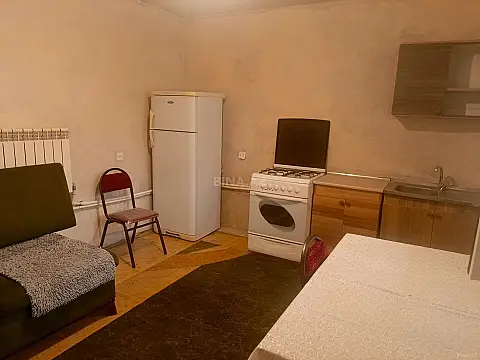 Kirayə verilir 2 otaqlı həyət evi 70 m²