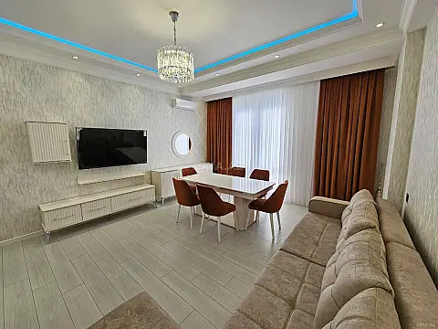 Kirayə verilir 3 otaqlı mənzil 115 m²