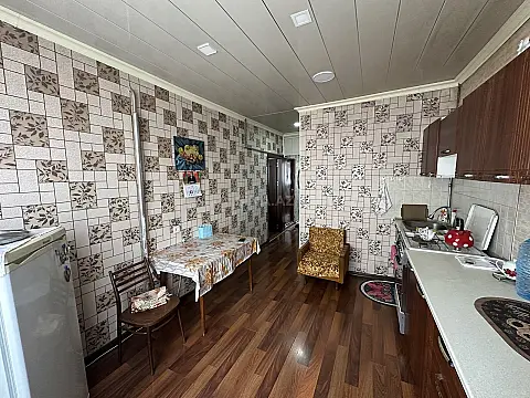 Satılır 2 otaqlı mənzil 67 m²