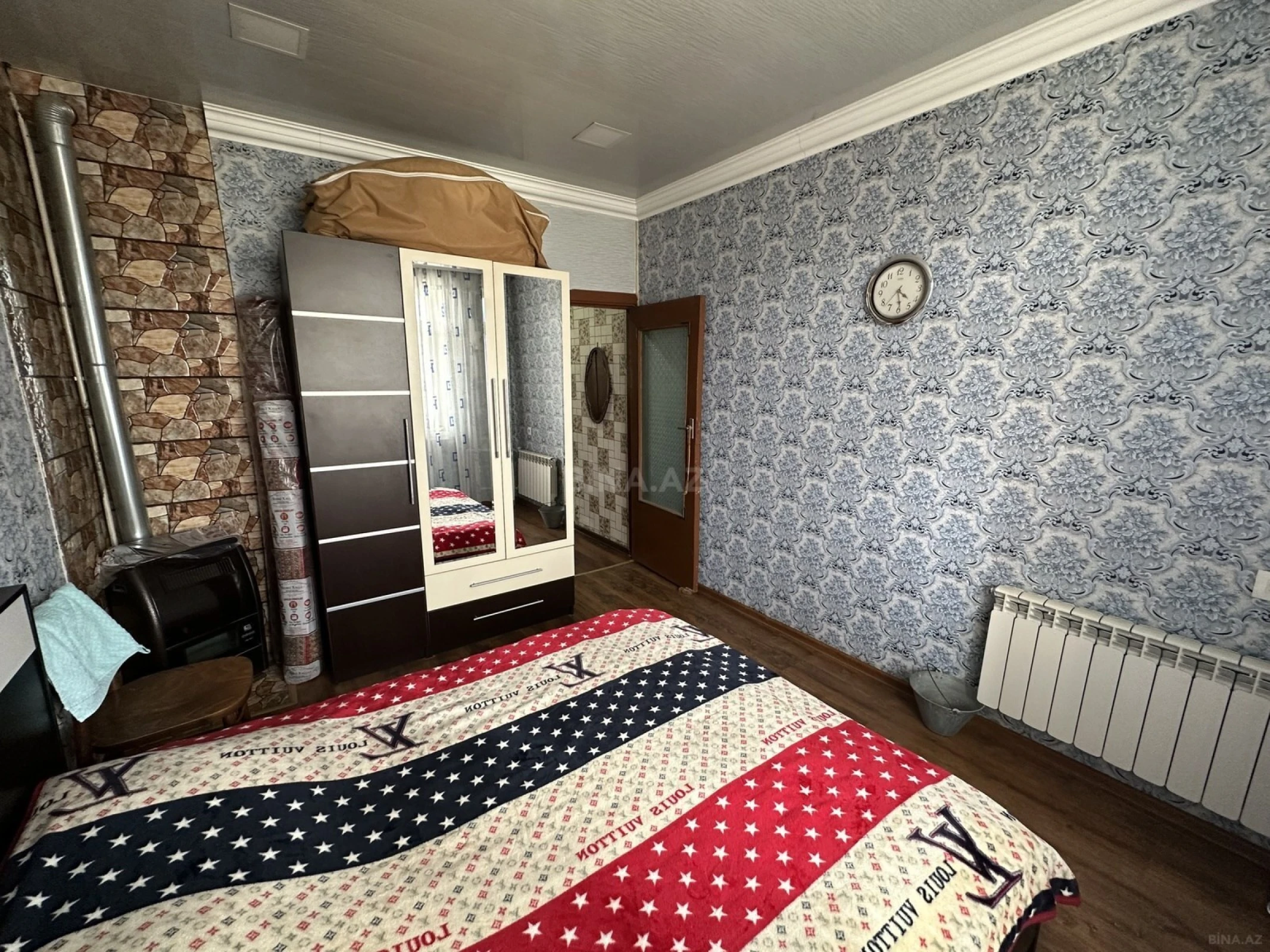 Satılır 2 otaqlı mənzil 67 m²