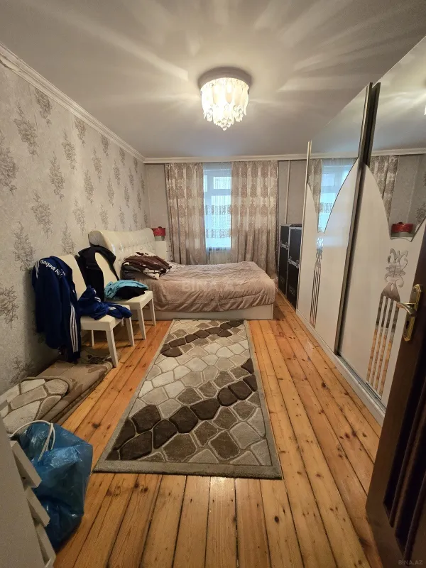 Satılır 3 otaqlı mənzil 60 m²
