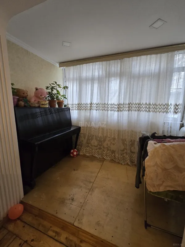 Satılır 3 otaqlı mənzil 60 m²