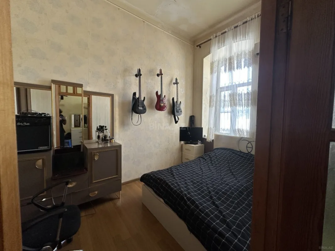 Satılır 3 otaqlı mənzil 60 m²