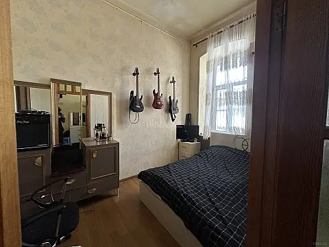 Satılır 3 otaqlı mənzil 60 m²