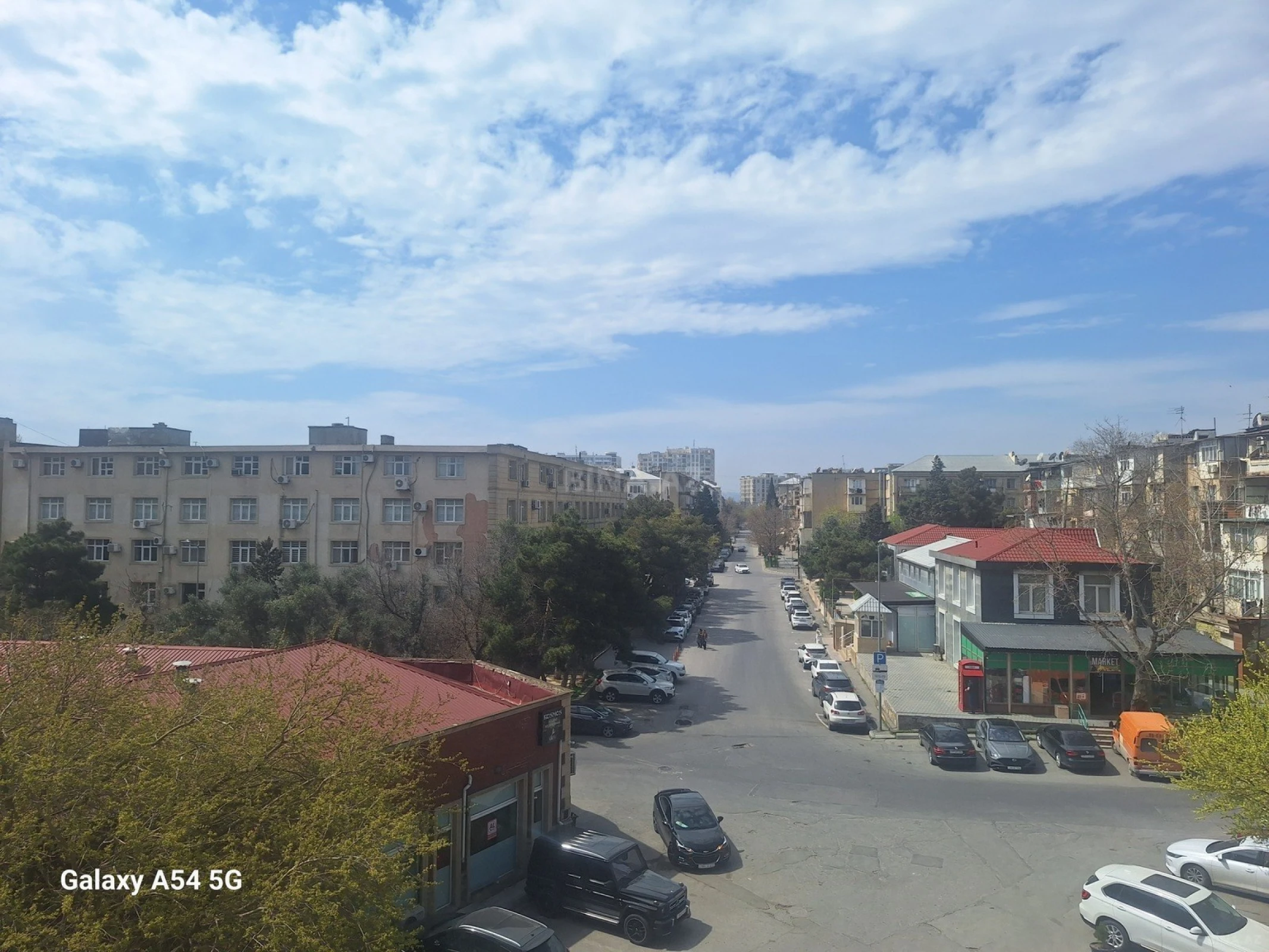 Satılır 3 otaqlı mənzil 77 m²