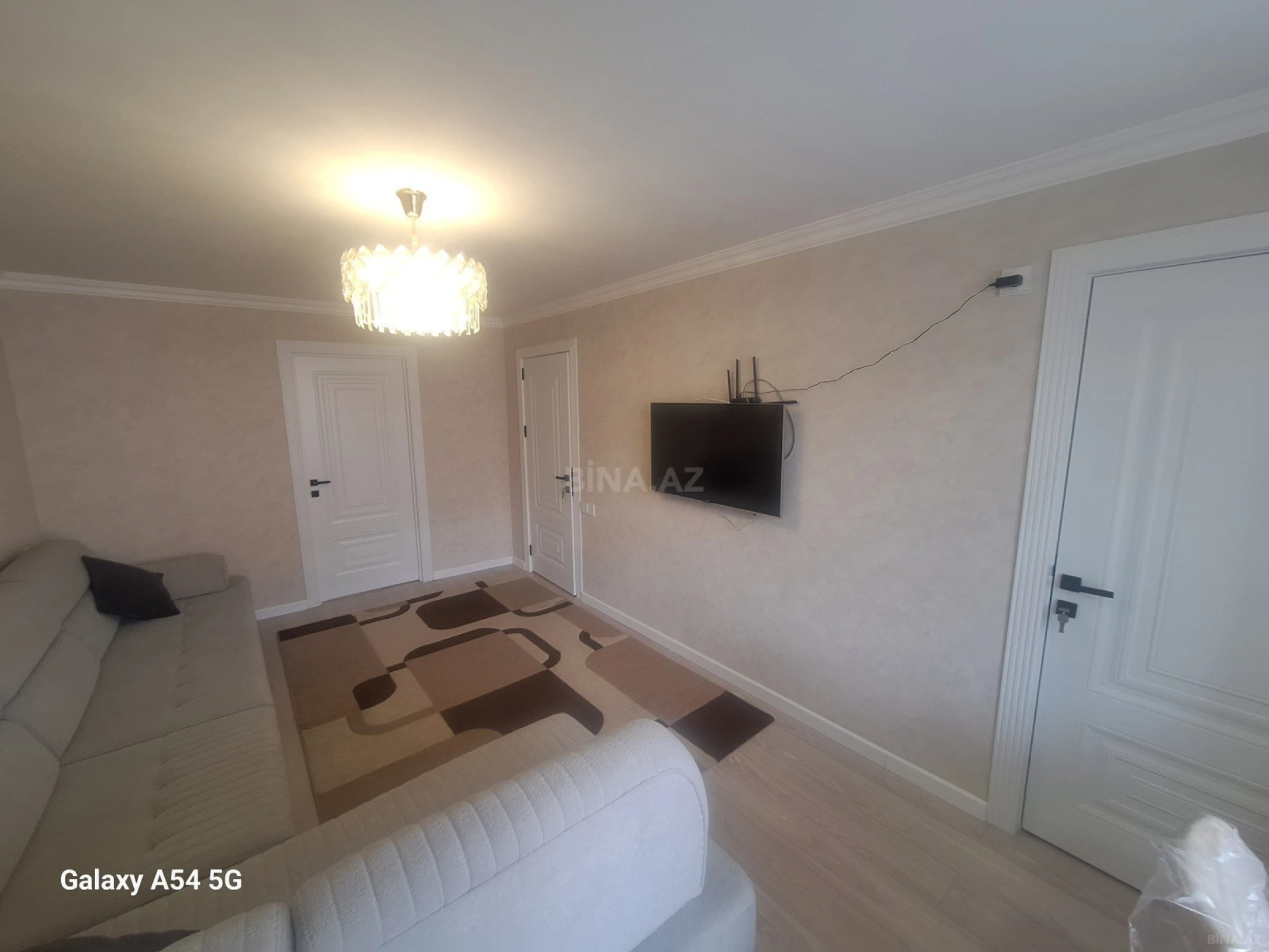 Satılır 3 otaqlı mənzil 77 m²