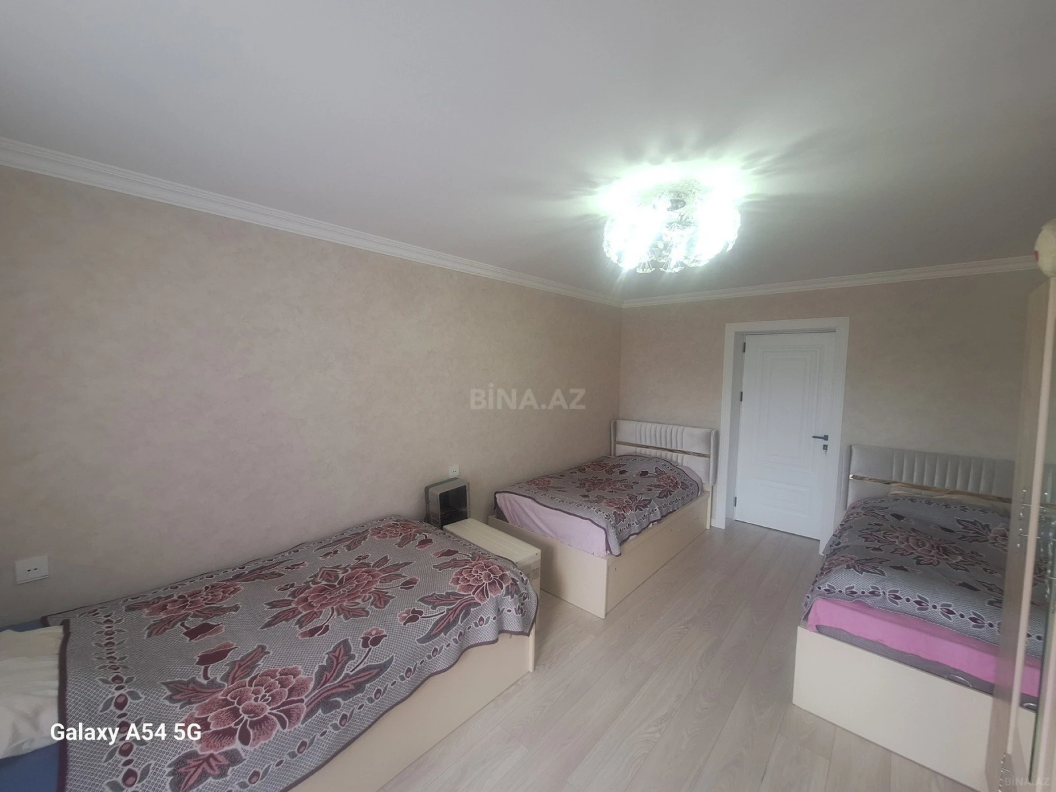 Satılır 3 otaqlı mənzil 77 m²