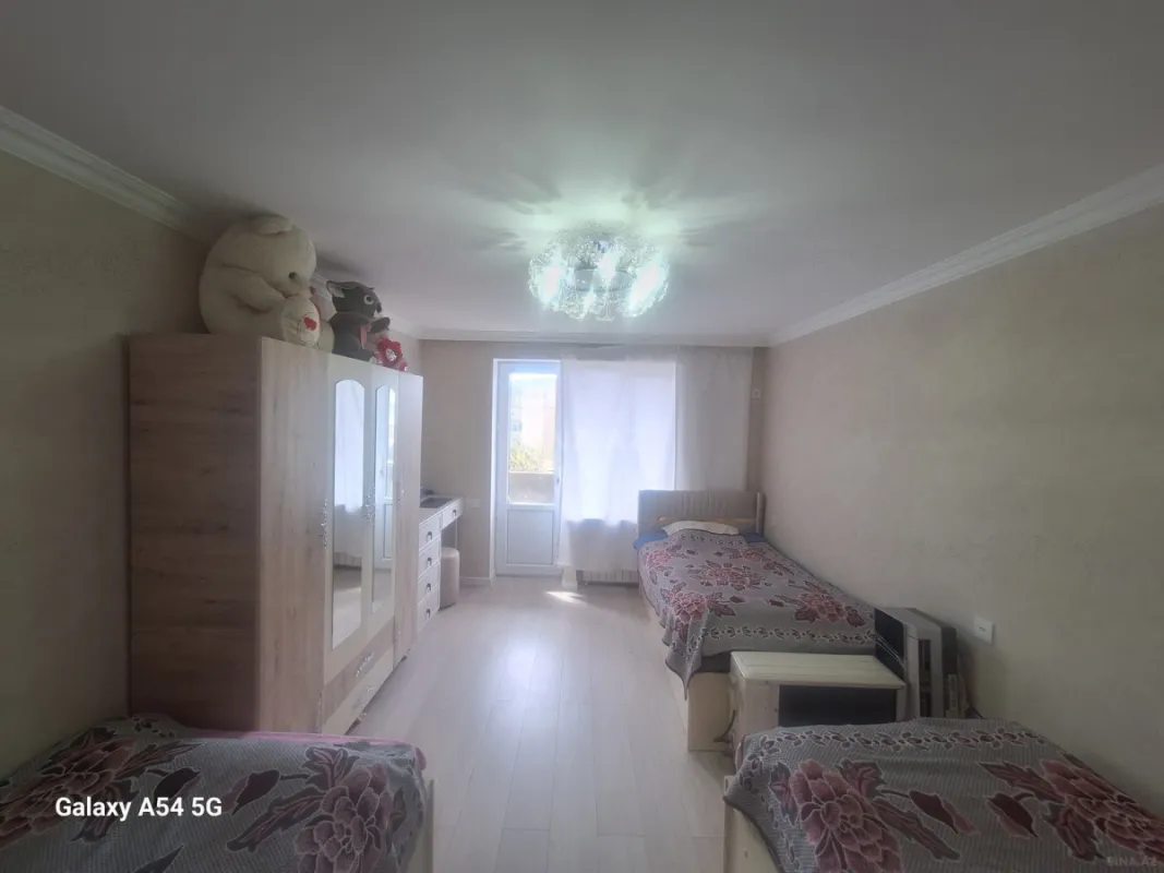 Satılır 3 otaqlı mənzil 77 m²