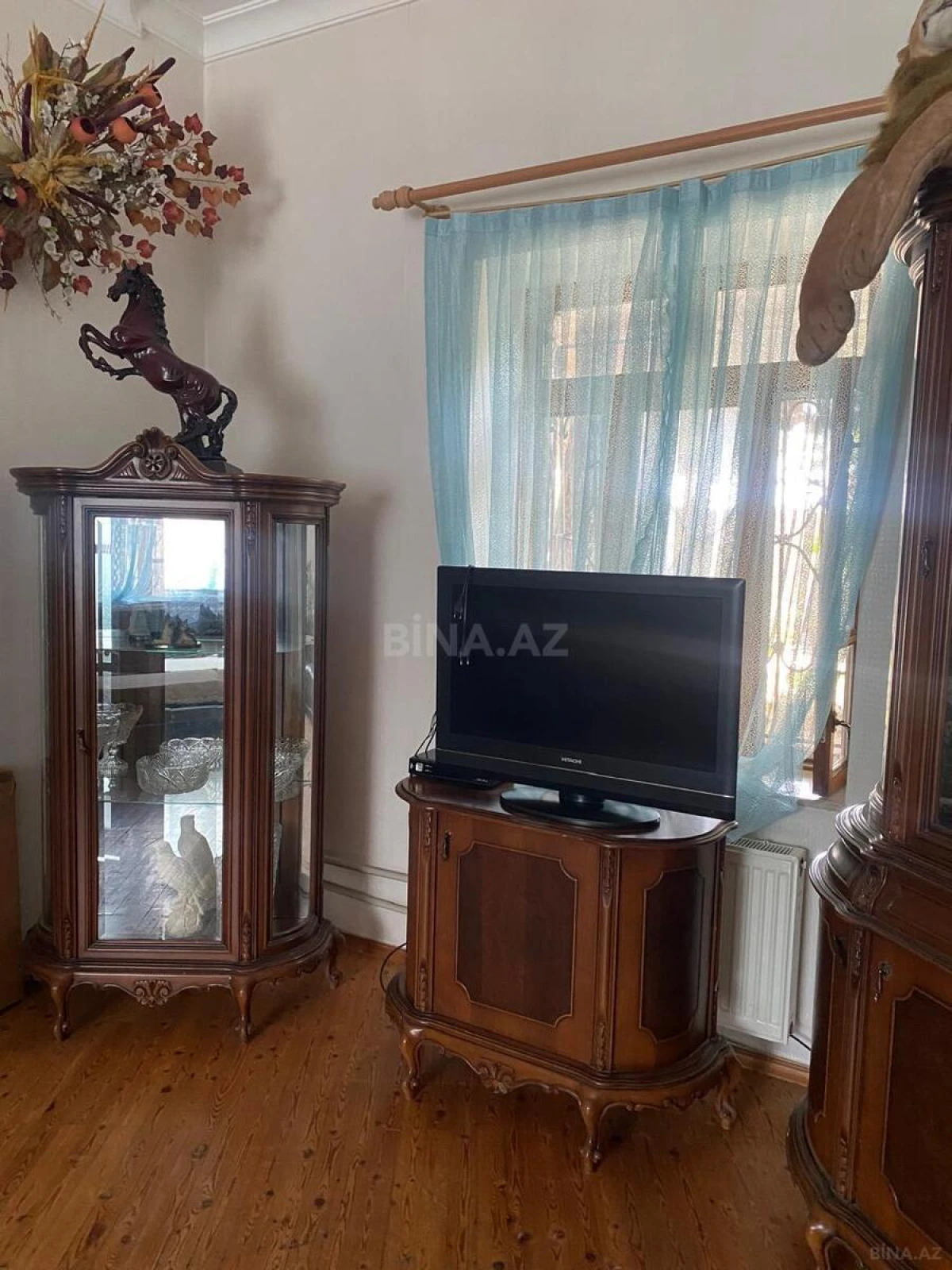 Kirayə verilir 4 otaqlı həyət evi 250 m²