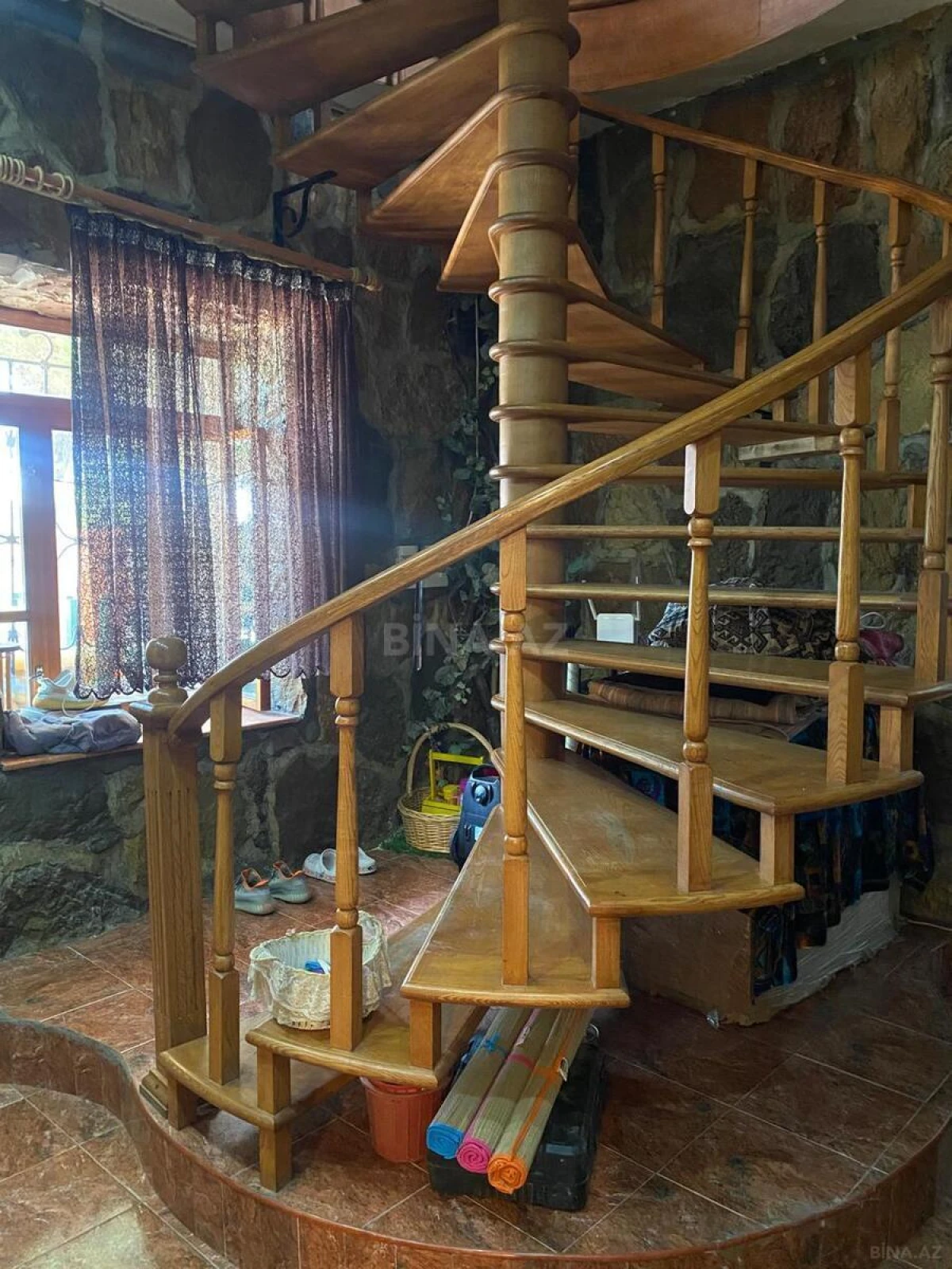 Kirayə verilir 4 otaqlı həyət evi 250 m²