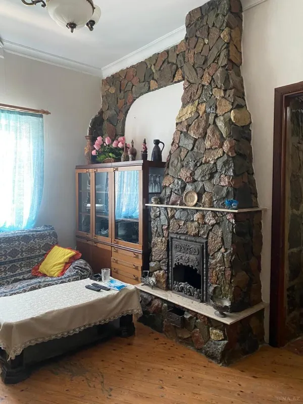 Kirayə verilir 4 otaqlı həyət evi 250 m²