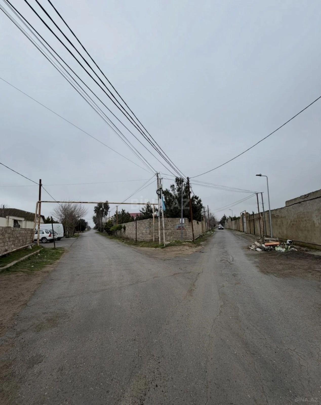 Satılır torpaq sahəsi 12 m²