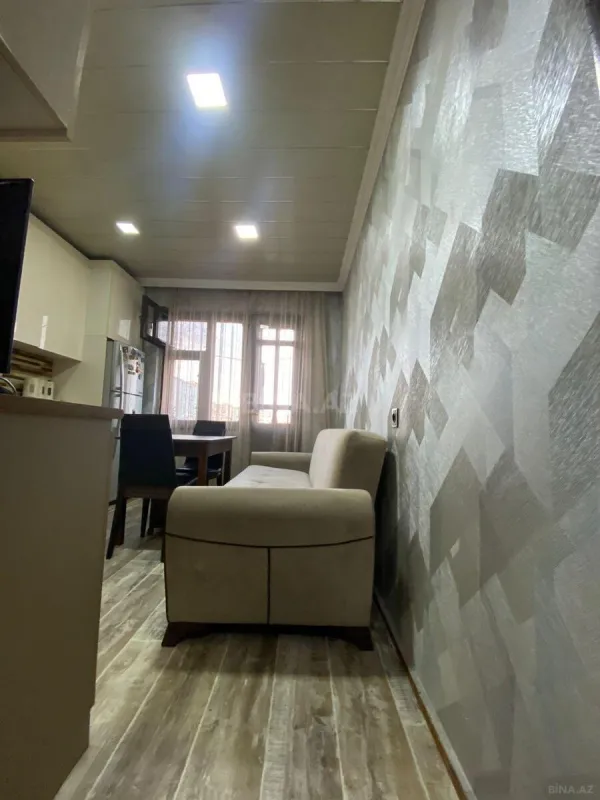Kirayə verilir 2 otaqlı mənzil 60 m²