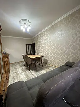Kirayə verilir 2 otaqlı mənzil 60 m²