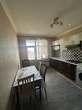 Kirayə verilir 2 otaqlı mənzil 70 m²