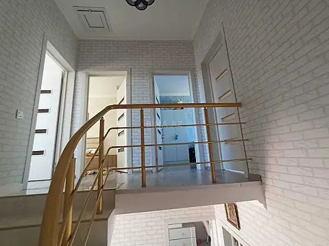 Kirayə verilir 5 otaqlı həyət evi 150 m²