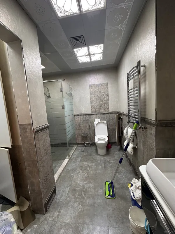 Satılır 3 otaqlı mənzil 145 m²