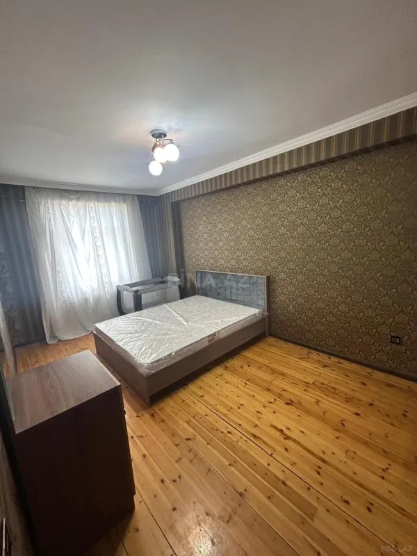 Kirayə verilir 2 otaqlı mənzil 70 m²
