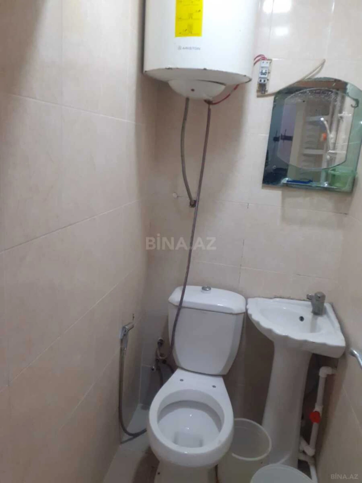 Kirayə verilir 2 otaqlı mənzil 42 m²