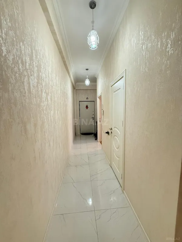 Satılır 2 otaqlı mənzil 70 m²