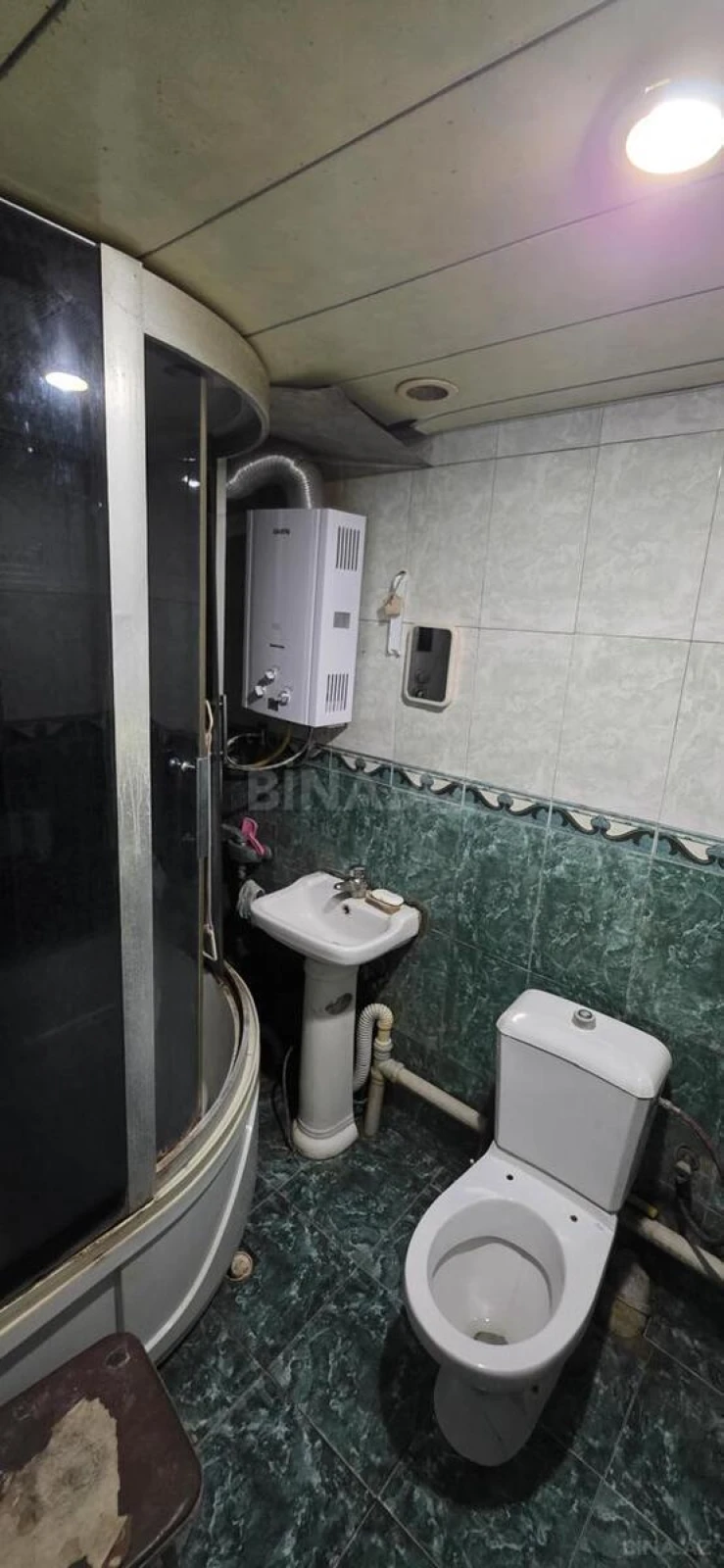 Satılır 4 otaqlı mənzil 80 m²