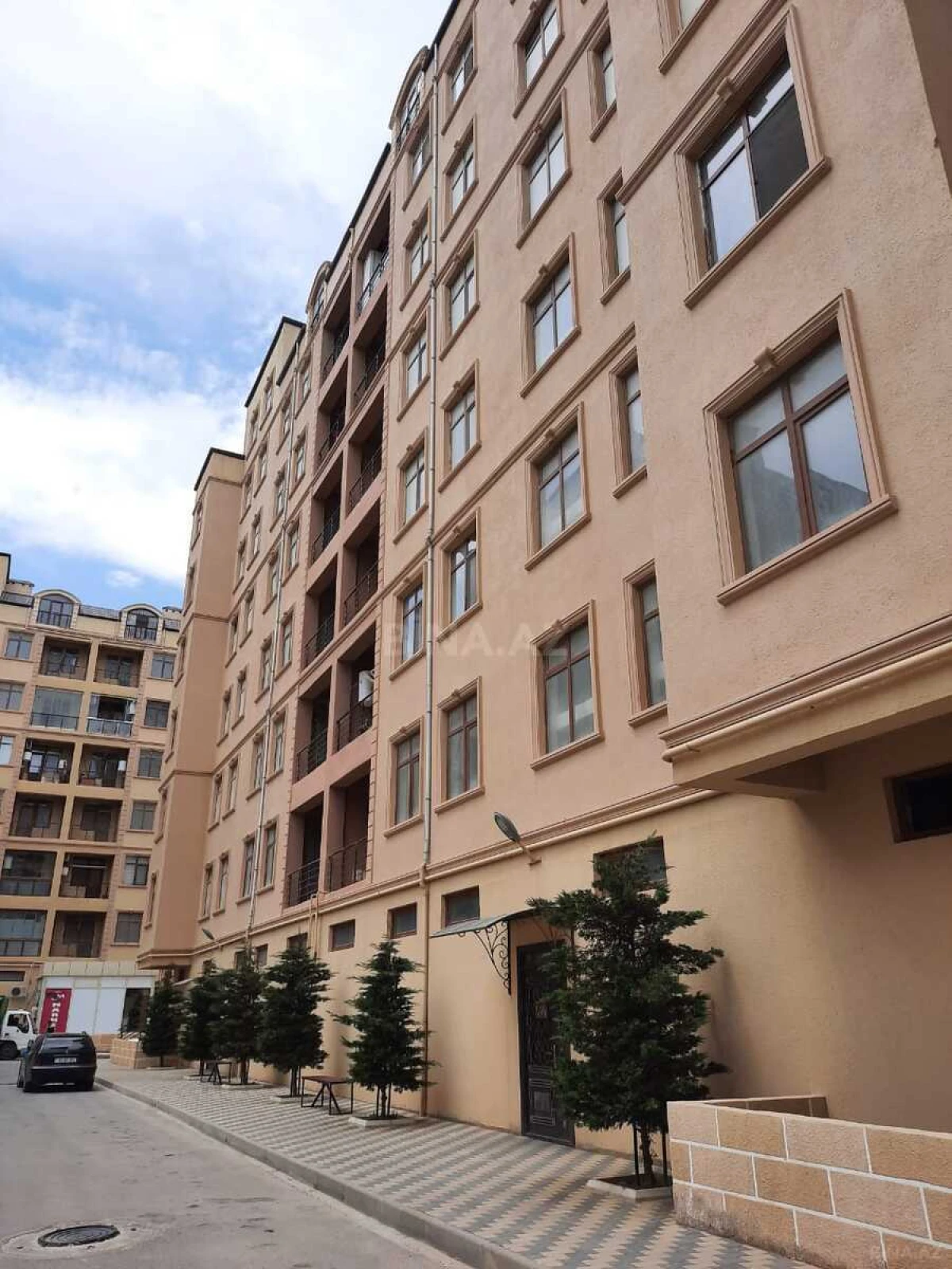 Kirayə verilir 2 otaqlı mənzil 42 m²