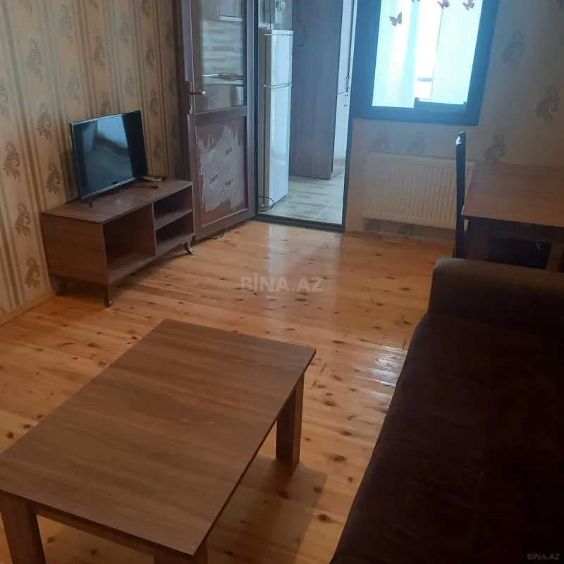 Kirayə verilir 2 otaqlı mənzil 42 m²