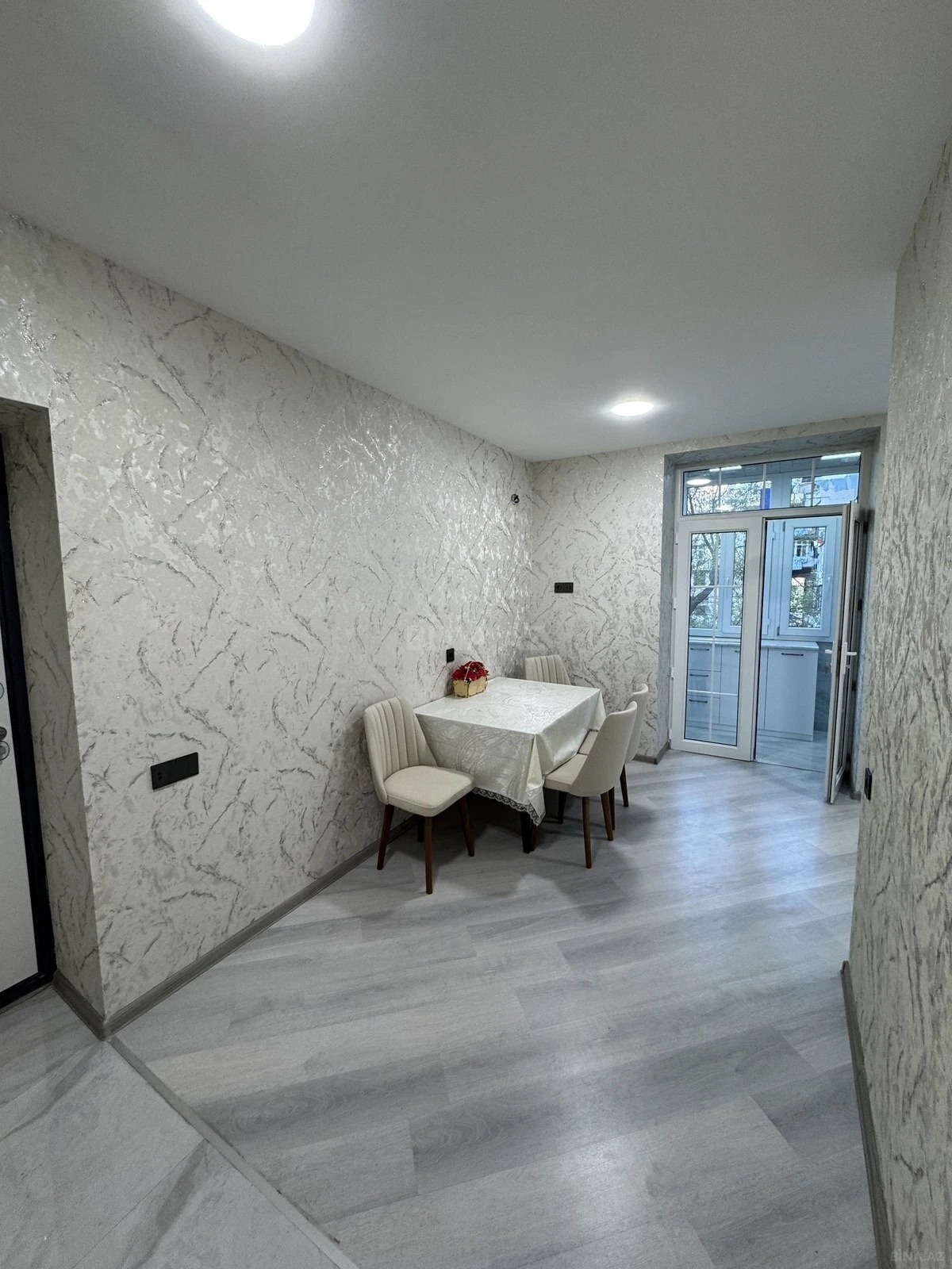 Satılır 1 otaqlı mənzil 32 m²