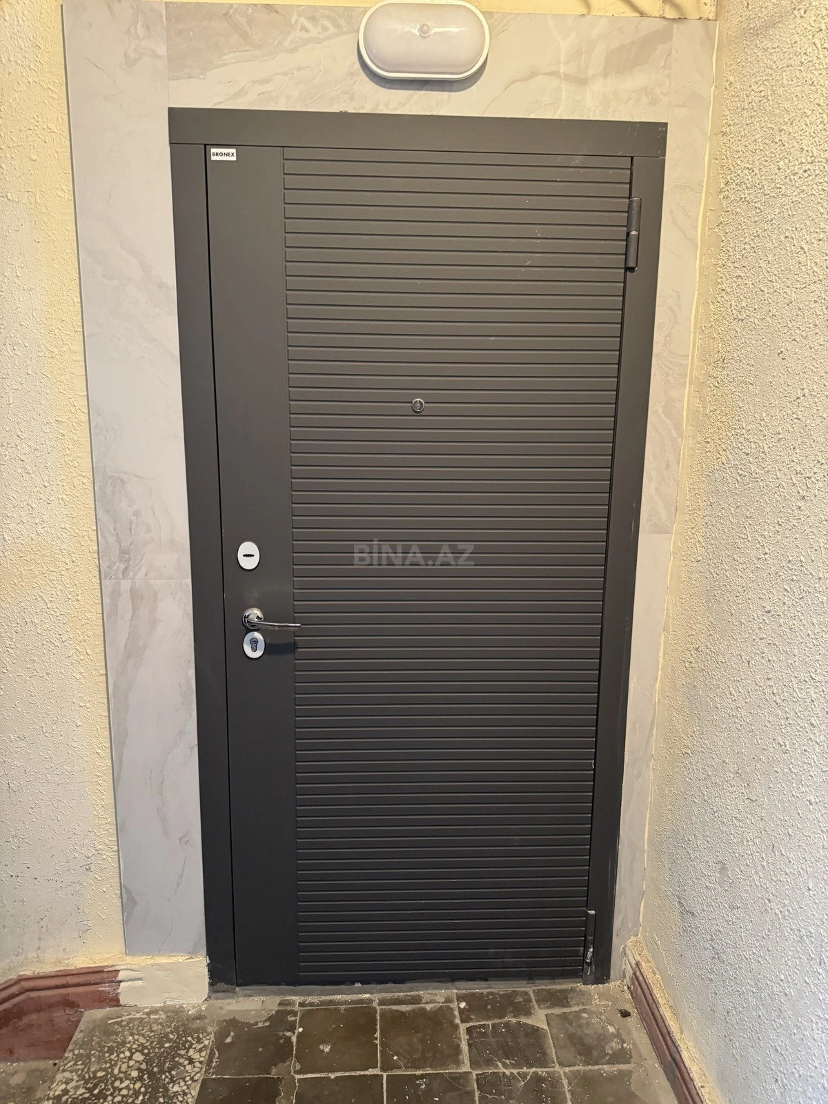 Satılır 1 otaqlı mənzil 32 m²