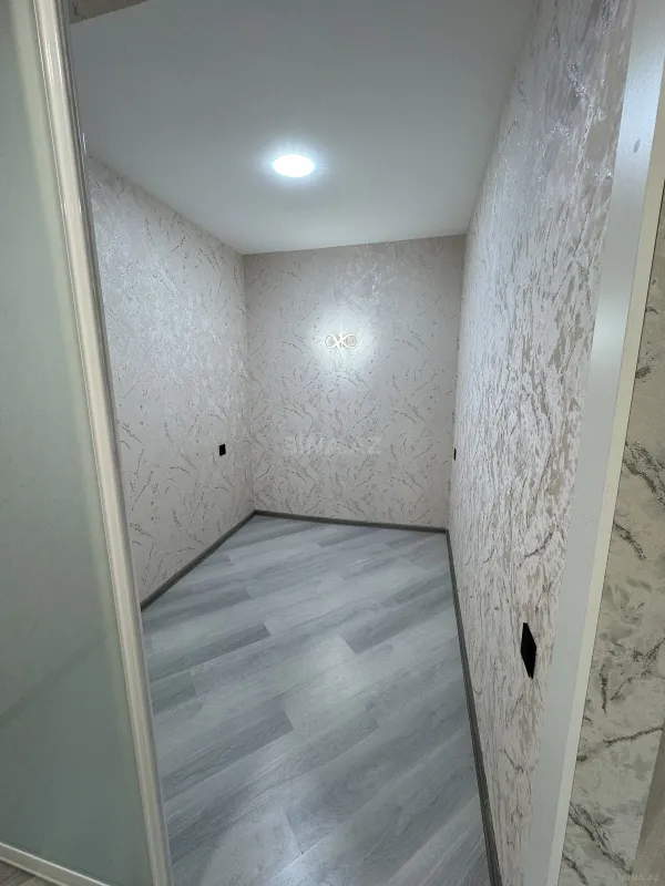 Satılır 1 otaqlı mənzil 32 m²