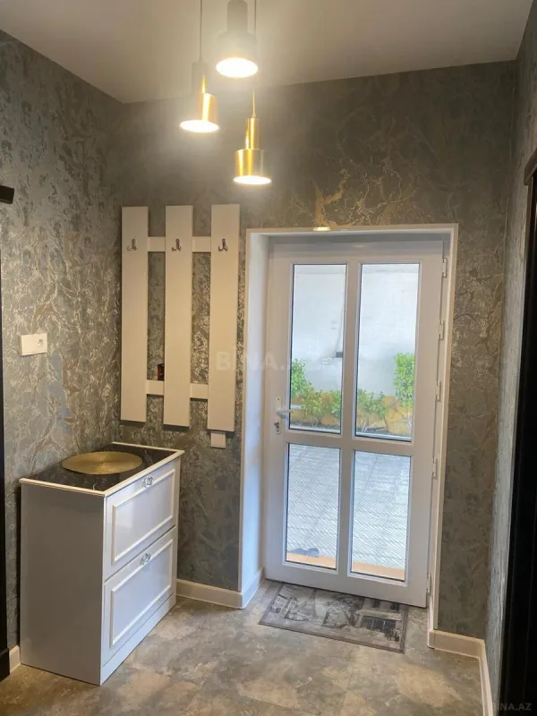 Kirayə verilir 4 otaqlı həyət evi 125 m²