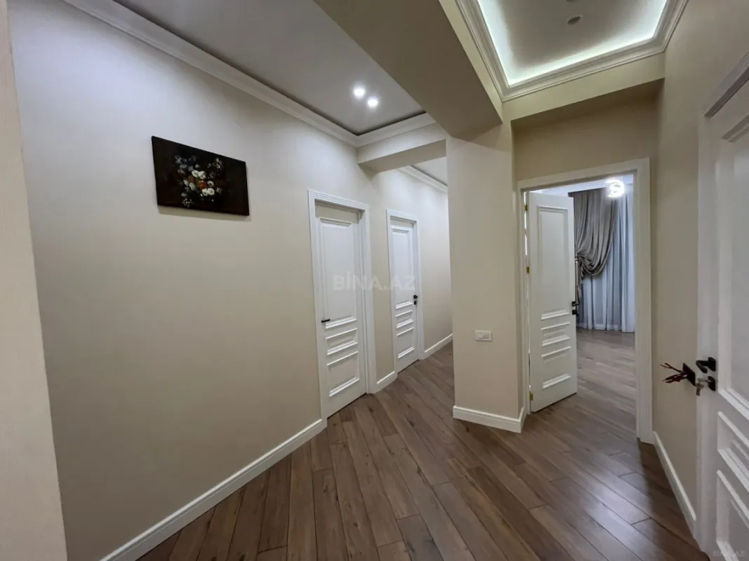 Satılır 3 otaqlı mənzil 99 m²