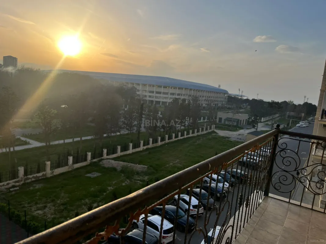 Satılır 3 otaqlı mənzil 99 m²