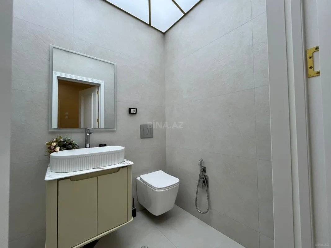 Satılır 3 otaqlı mənzil 99 m²