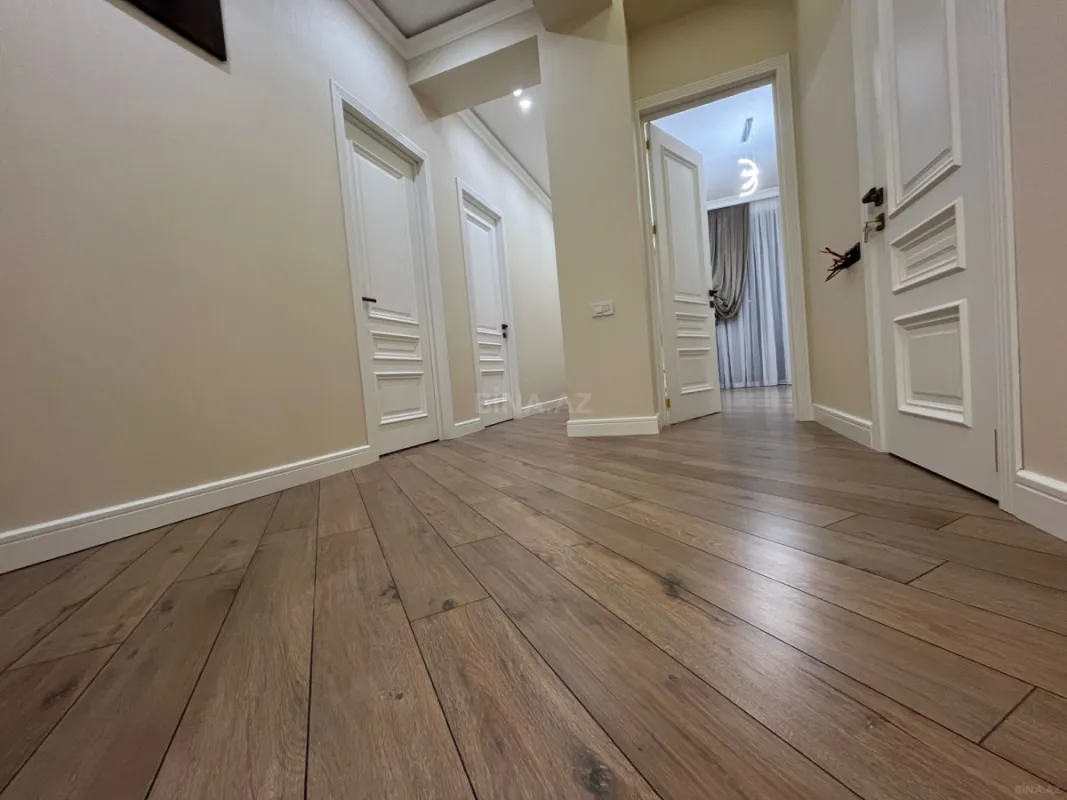 Satılır 3 otaqlı mənzil 99 m²