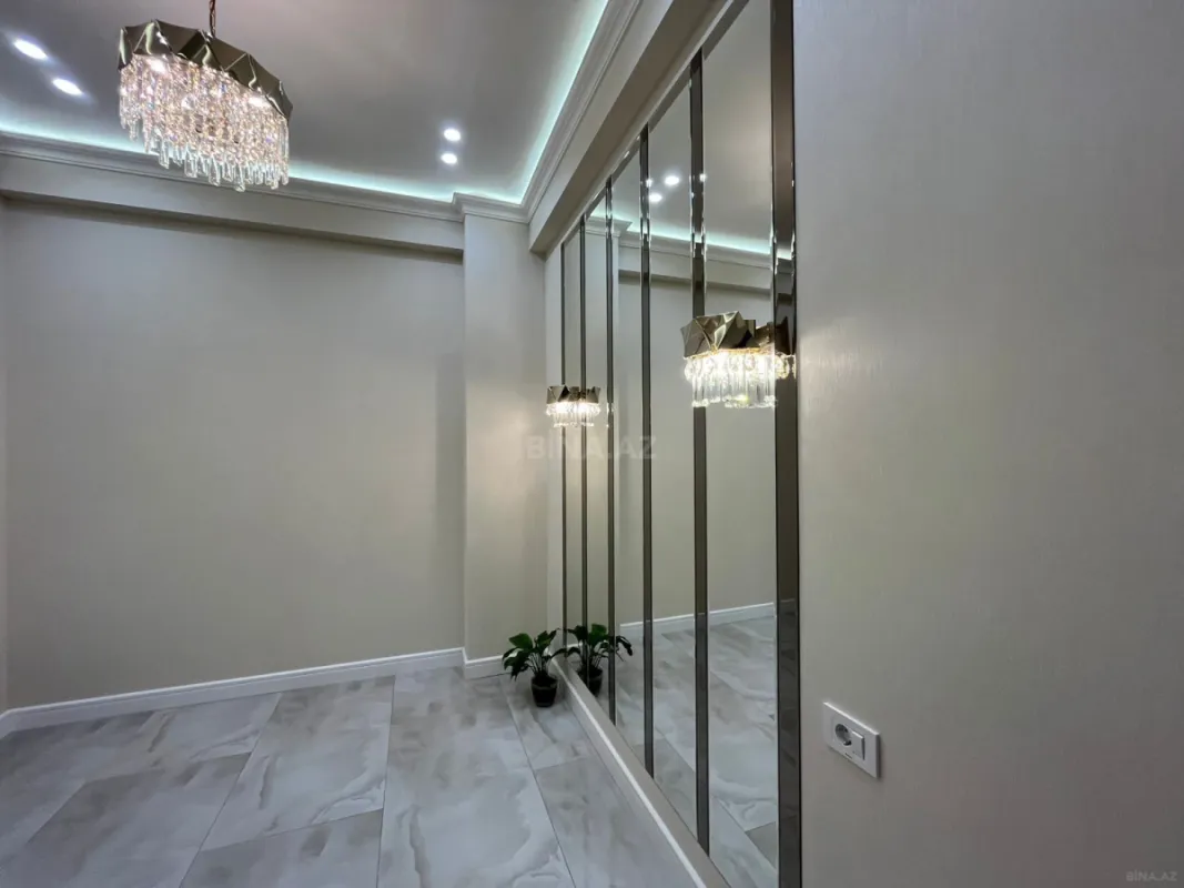 Satılır 3 otaqlı mənzil 99 m²