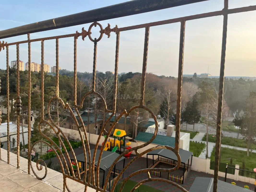 Satılır 3 otaqlı mənzil 99 m²