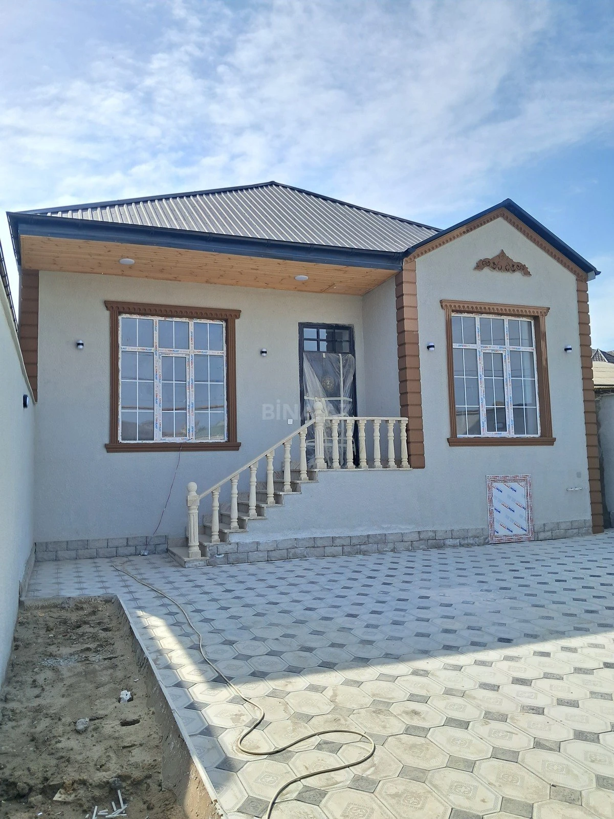 Satılır 4 otaqlı həyət evi 125 m²