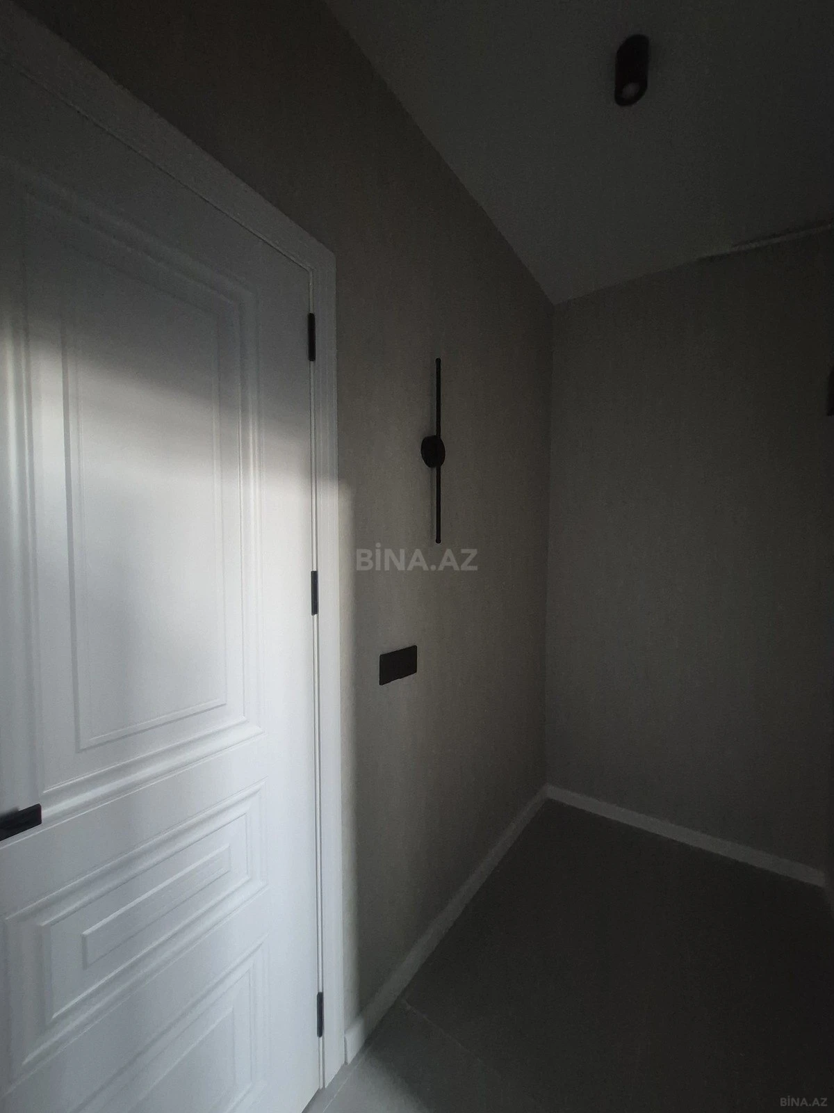 Satılır 1 otaqlı mənzil 33 m²
