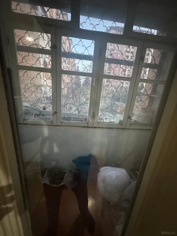 Satılır 3 otaqlı mənzil 98 m²